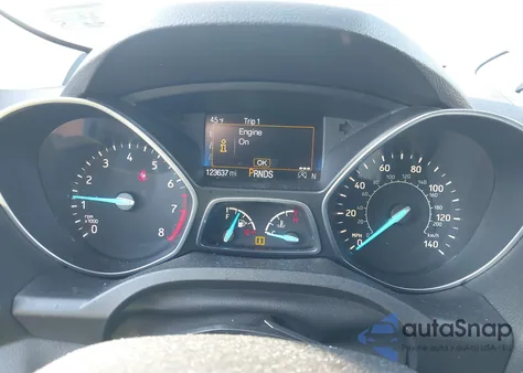 2017 Ford Escape Titanium z USA, uszkodzony, nr VIN 1FMCU9J93HUA07382